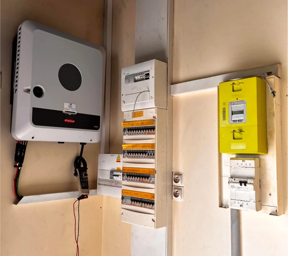 Bauer Et Fils Installation Panneaux Photovoltaiques Cernay Realise Vos Travaux Delectricite A Burnhaupt Le Haut Pres De Cernay