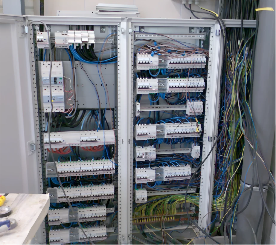 Bauer Et Fils Installation Panneaux Photovoltaiques Cernay Votre Partenaire De Confiance Pour Une Installation Electrique Neuve